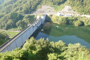 のどかな風景と日本の技術