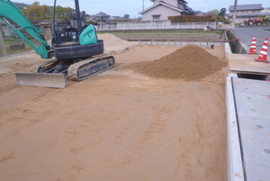雨が降る前に埋めろ～