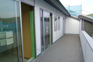 進捗状況　外壁貼り