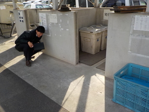 会社の美化に向けて扉を製作・福山市明神町、扉最終現調