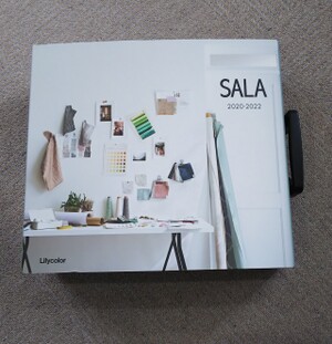 カーテン交換　リリカラ