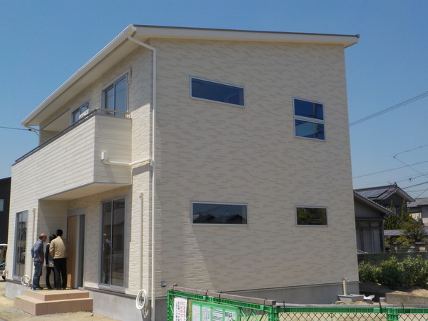 高度省エネ型　ゼロエネルギー住宅完成