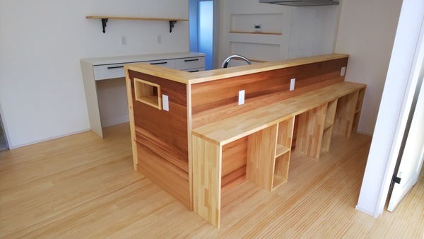 二世代が暮らす家